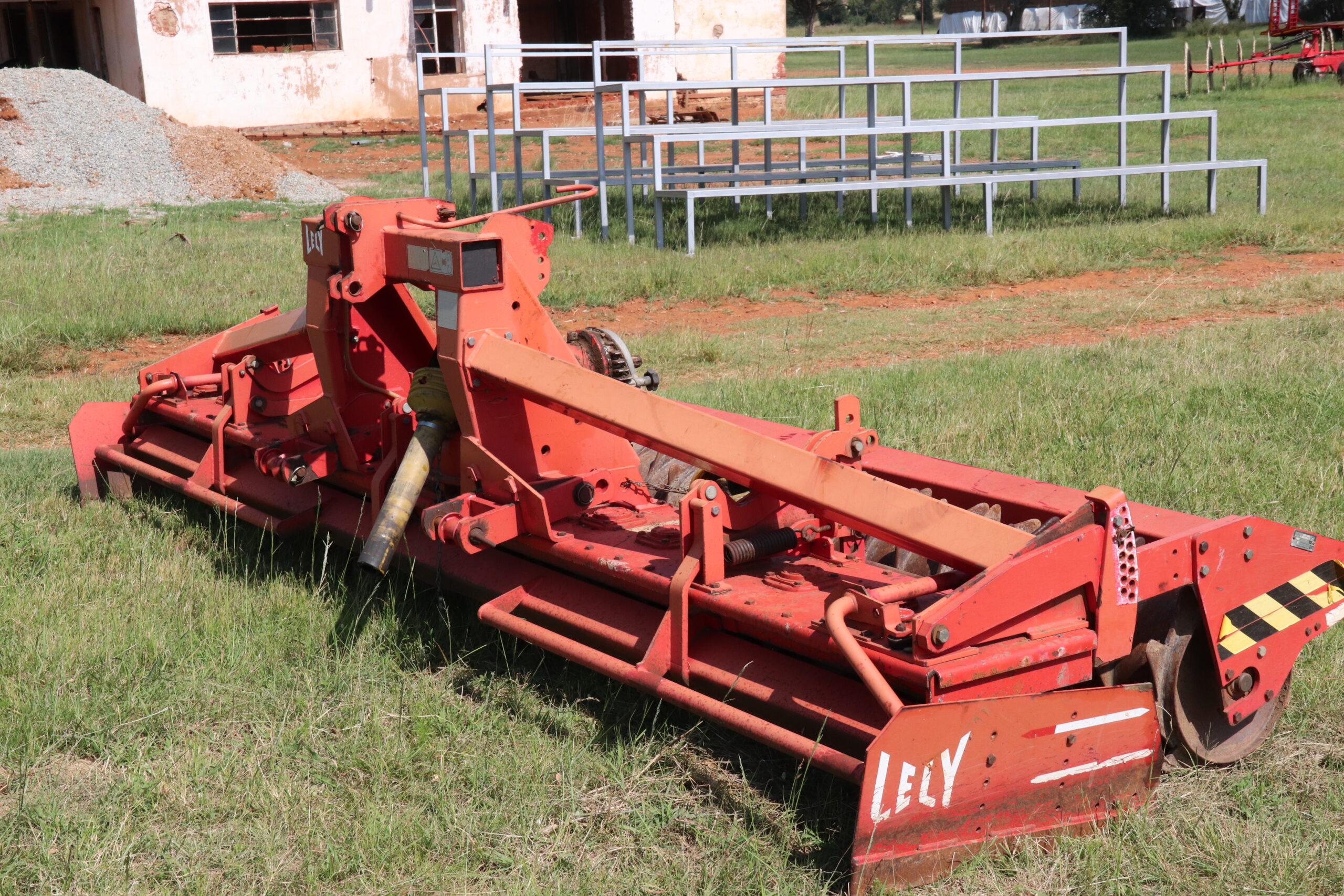 Lot 015- Lely terra Power harrow