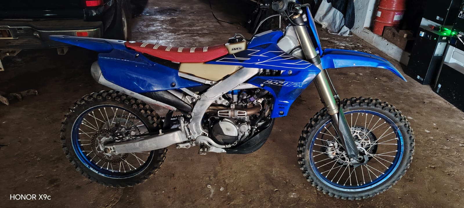 Lot 099- Yamaha yzf250 fx